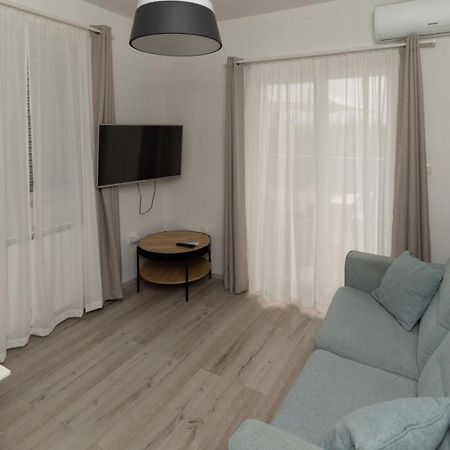 Apartments Happy Sukošan 外观 照片