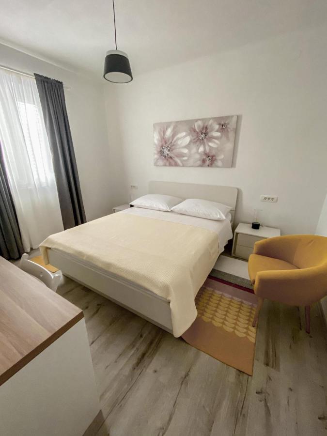 Apartments Happy Sukošan 外观 照片