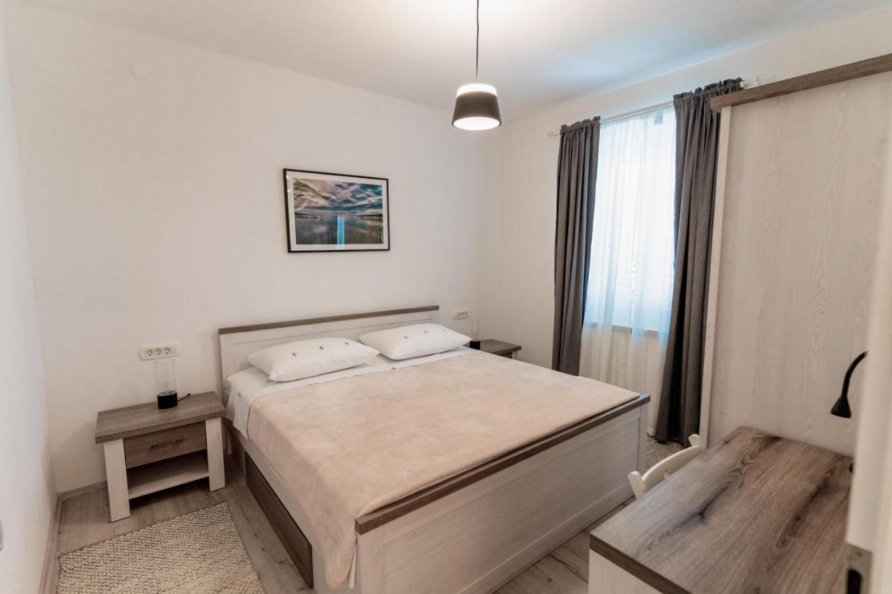 Apartments Happy Sukošan 外观 照片