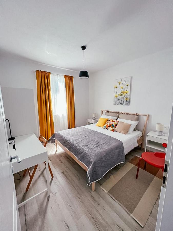 Apartments Happy Sukošan 外观 照片