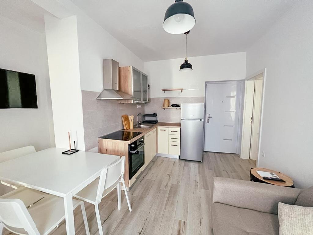 Apartments Happy Sukošan 外观 照片