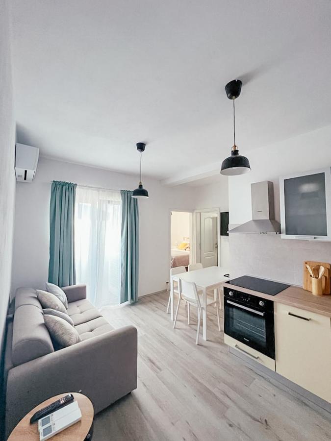 Apartments Happy Sukošan 外观 照片