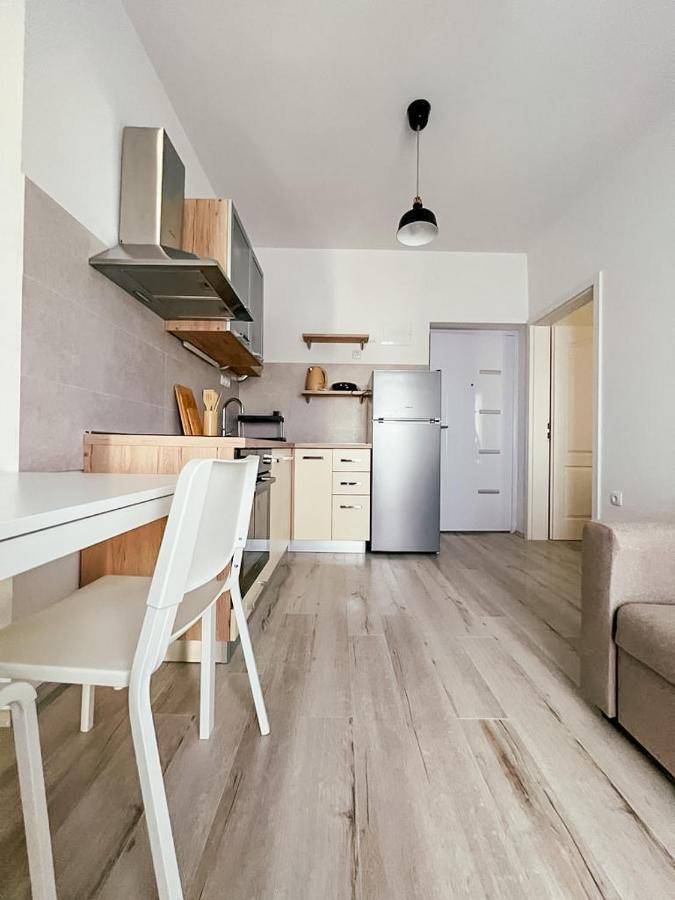 Apartments Happy Sukošan 外观 照片