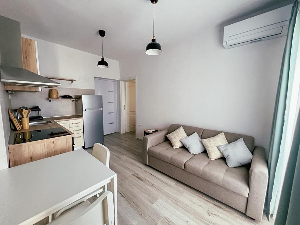 Apartments Happy Sukošan 外观 照片