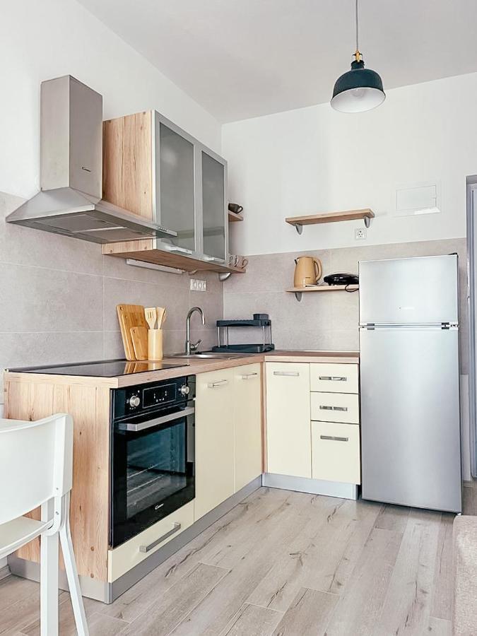 Apartments Happy Sukošan 外观 照片